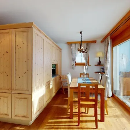 Blova 公寓 切勒里纳